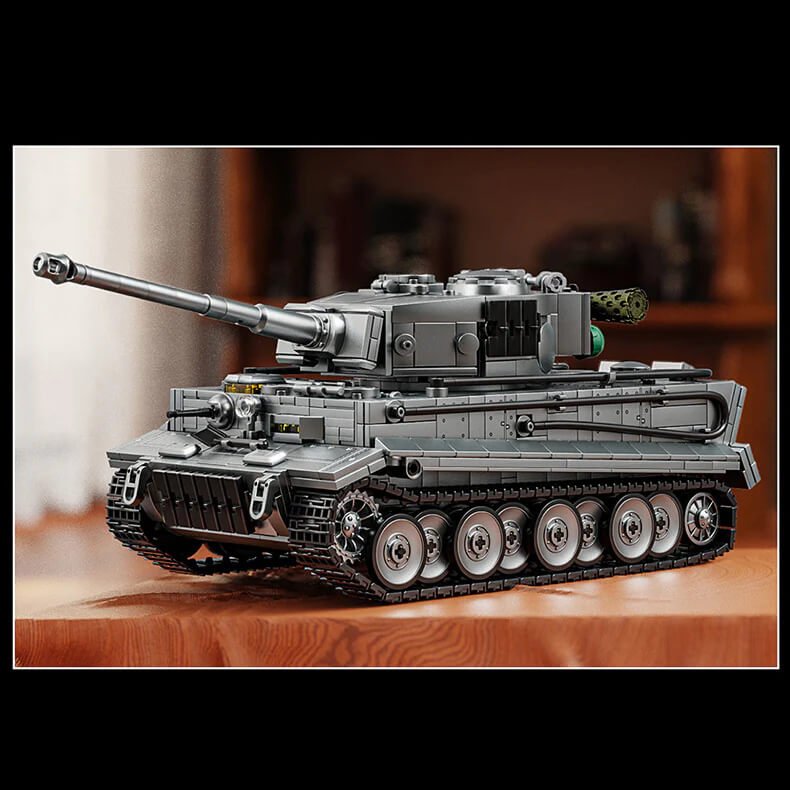 12GO 97008 German WWII Tiger Heavy Tank (Gray Version)