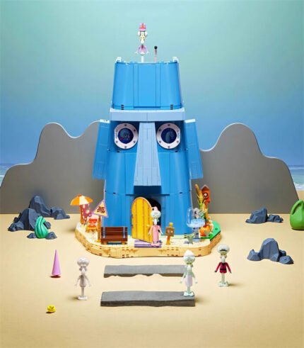 Squidward Statue House AREA-X AB0078