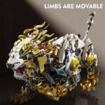 Mechanical lion with light can run