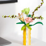 JAKI JK2652 Building Block Bouquet with Vase