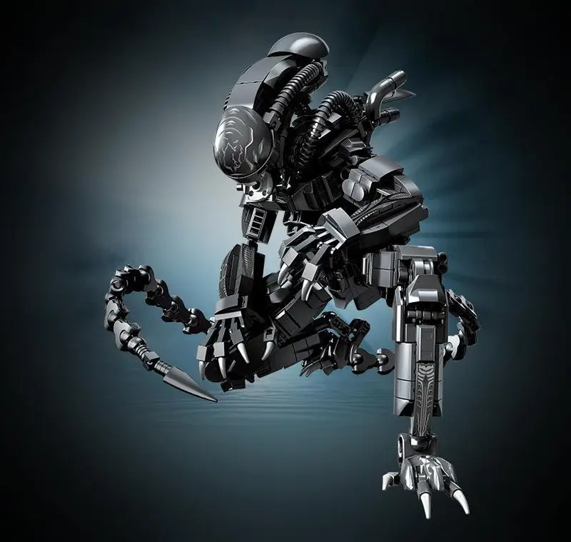 Xenomorph Alien Building Block Set - Articulated Sci-Fi Horror Warrior Model